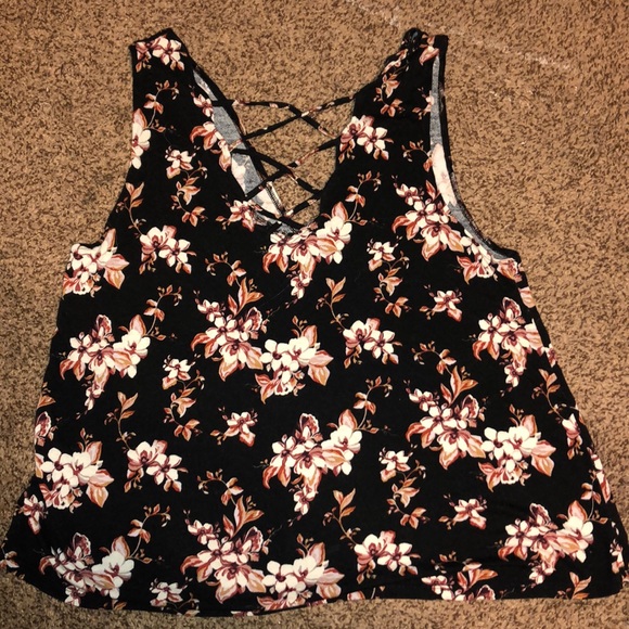 Floral tank - Picture 2 of 2